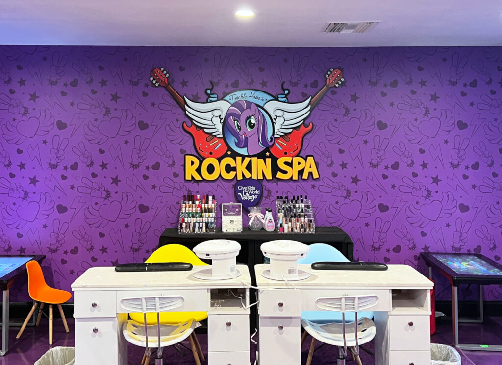 Extreme Graphics Kids Resort Interior & Exterior Spaces 17