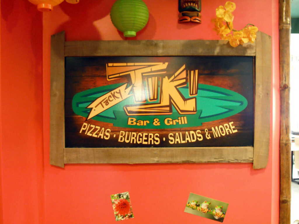 Restaurant Interior & Exterior Spaces 5