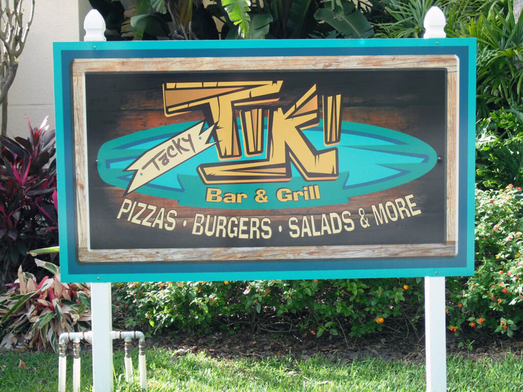 Restaurant Interior & Exterior Spaces 6