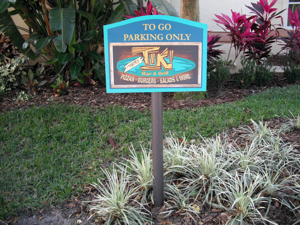 Restaurant Interior & Exterior Spaces 7